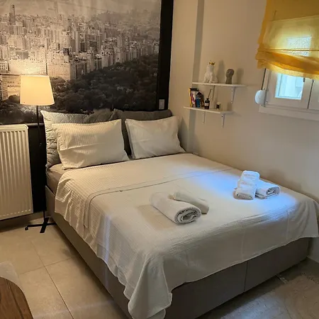 Mini Luxe Retreat Volos